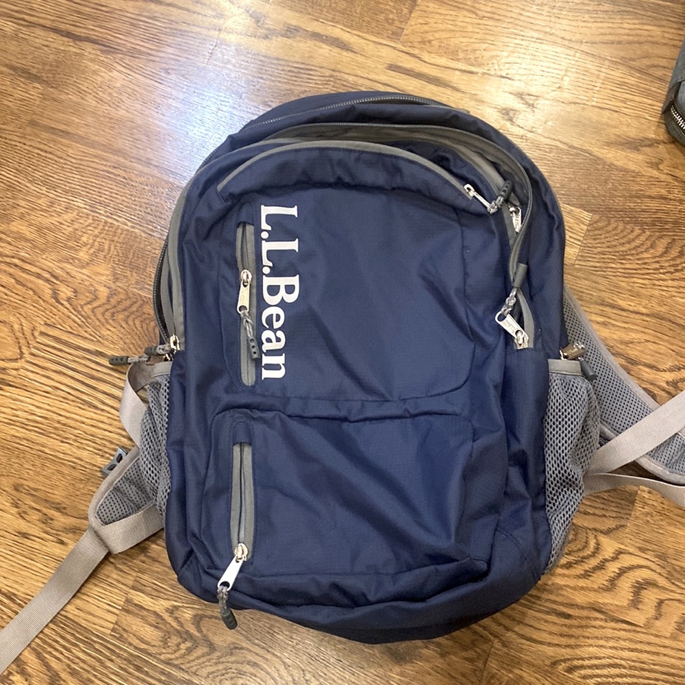 Navy blue L.L. Bean blue digital organizer backpack lots of pockets